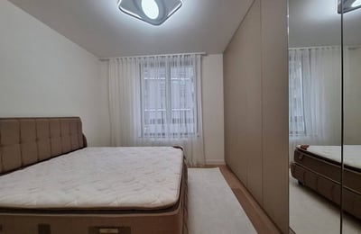 Rental of a stylish 3-room apartment, 86 m², Belgrade, Serbia